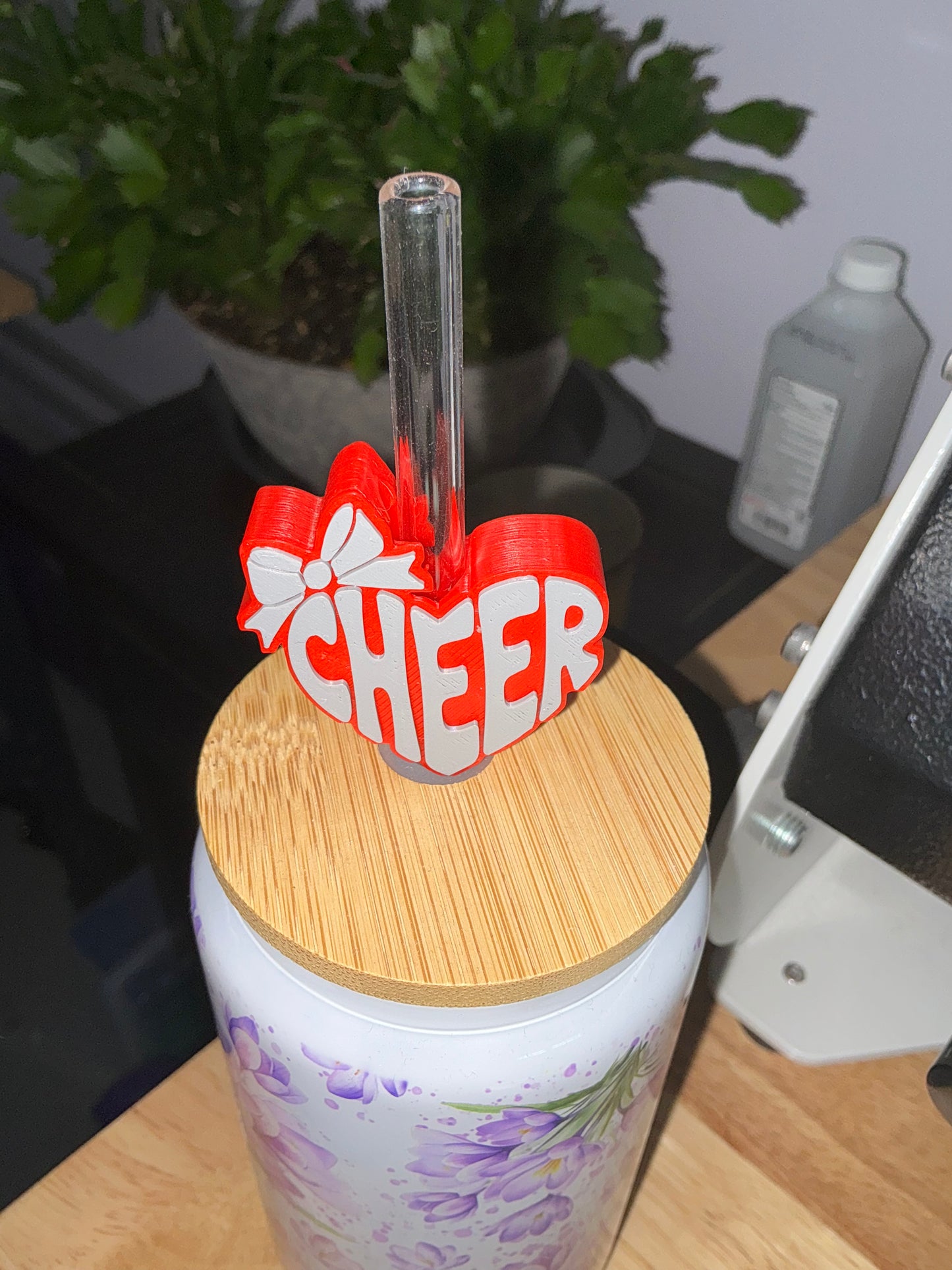 Cheer straw topper