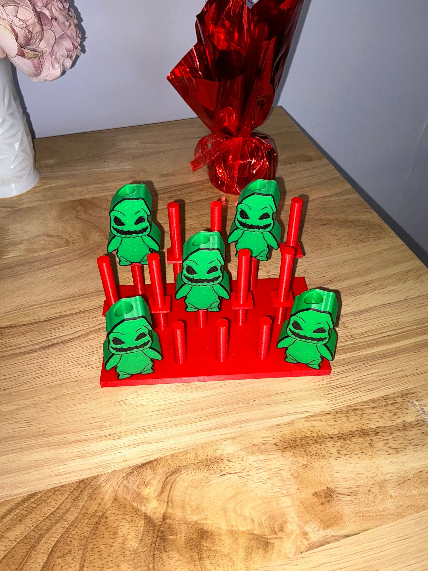 Green guy straw topper